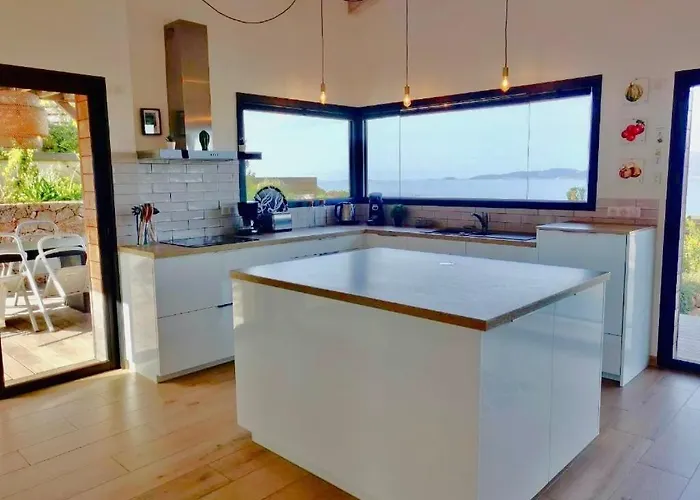 Aria Et Maquis, 4 Chambres- Piscine - A Pied - Vue Villa